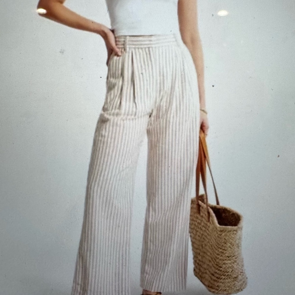 Abercrombie and Fitch Curve Love Linen blend strip pants. Size 29/8A